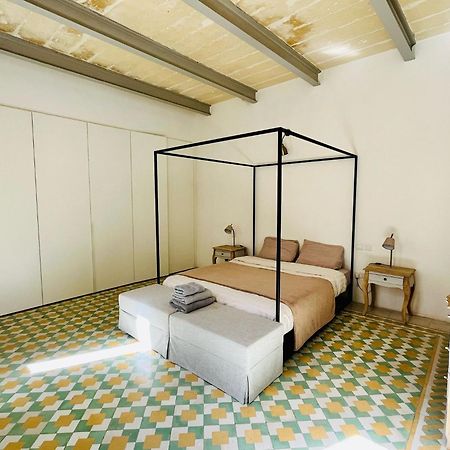Cozy Charming Apartment In Old Bakery Street Valletta Bagian luar foto