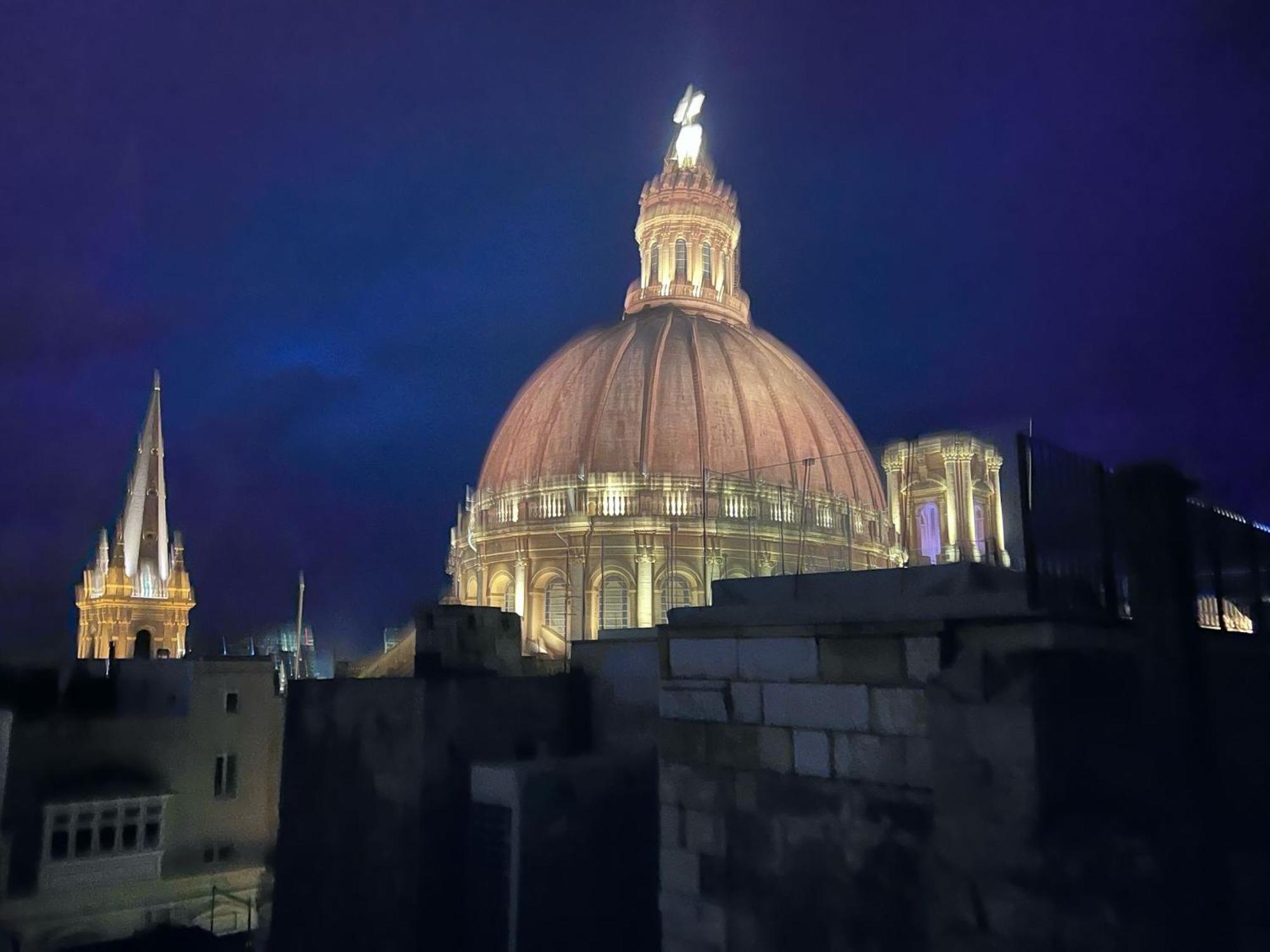 Cozy Charming Apartment In Old Bakery Street Valletta Bagian luar foto