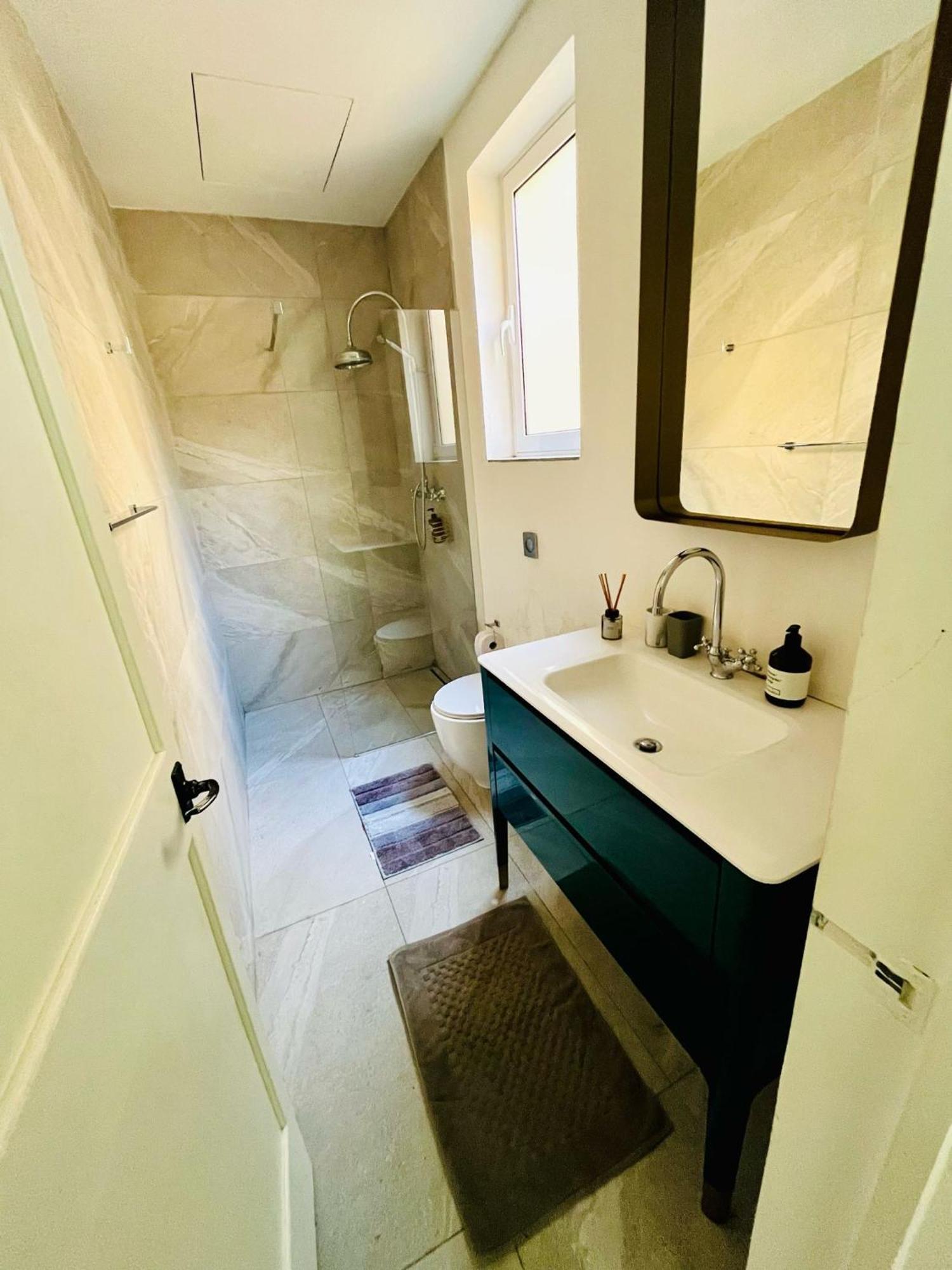 Cozy Charming Apartment In Old Bakery Street Valletta Bagian luar foto